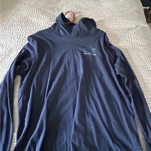 Vineyard Vines Performance Tshirt Hoodie. size XL.